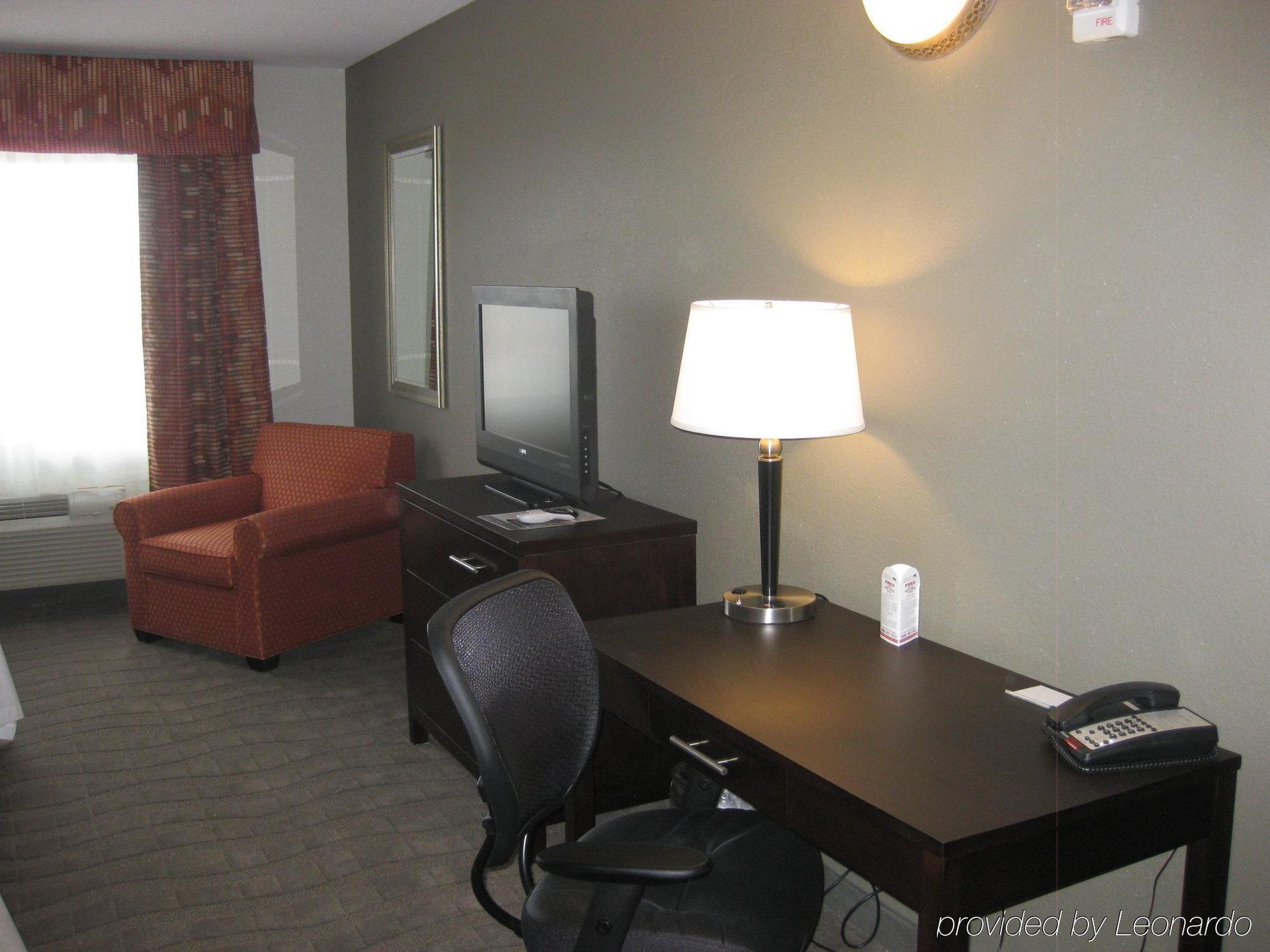 Country Inn & Suites By Radisson, Dearborn, Mi Exterior photo